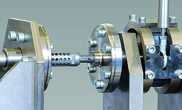 ASTM F2077 - Spinal Cihaz Torsiyon Testi